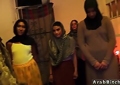 Jovens Love Step anal e Peludas Cona Gozar Dentro Afgan Whorehouses existem!