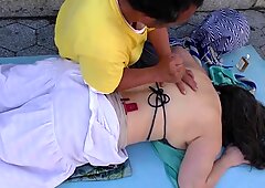 Public back massage